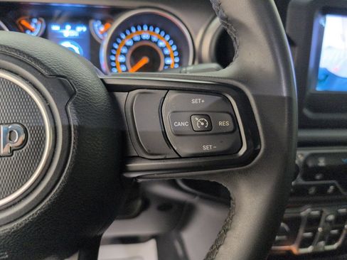 Used 2023 Jeep Gladiator Sport AWD/4WD image 27