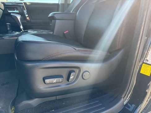 Used 2021 Toyota 4Runner TRD Off-Road Premium w/ Moonroof Package AWD/4WD image 16