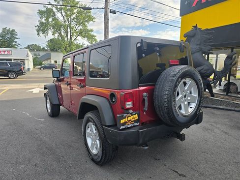 Used 2013 Jeep Wrangler Unlimited Sport AWD/4WD image 2