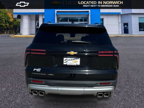 Used 2025 Chevrolet Traverse LT w/ Sun and Wheel Package AWD/4WD image 6