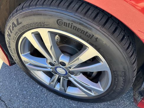 Used 2014 Mercedes-Benz E 350 4MATIC Wagon image 18