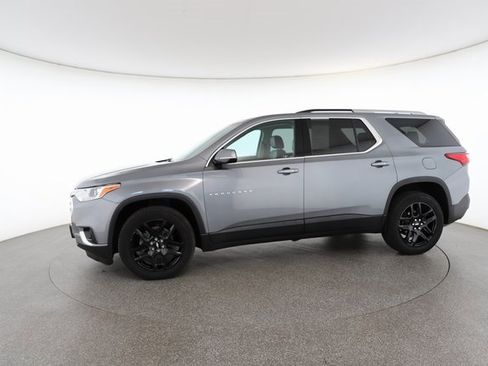 Used 2018 Chevrolet Traverse LT image 5