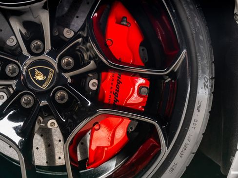 Used 2016 Lamborghini Huracan LP 610-4 AWD/4WD image 29