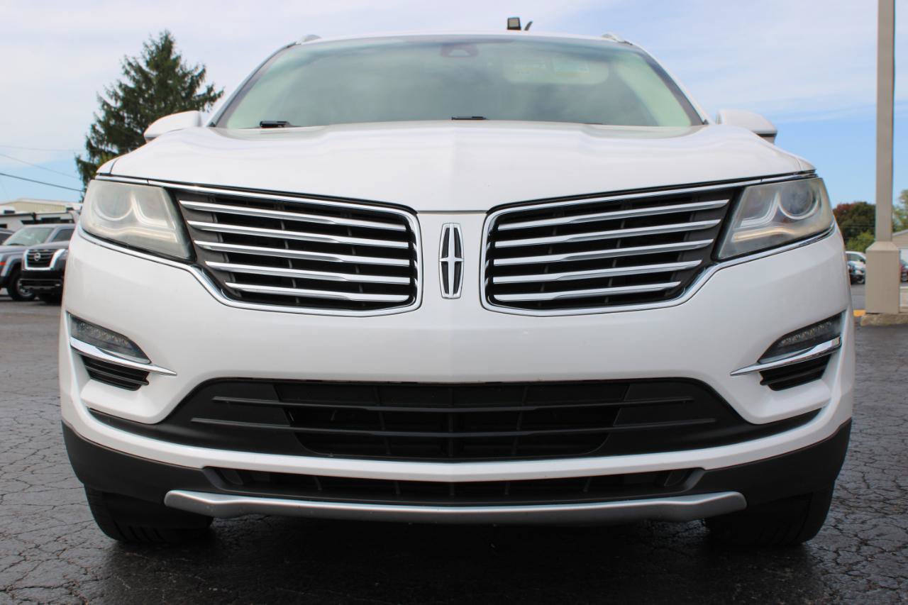 Used 2016 Lincoln MKC Select w/ Select Plus Package AWD/4WD image 2