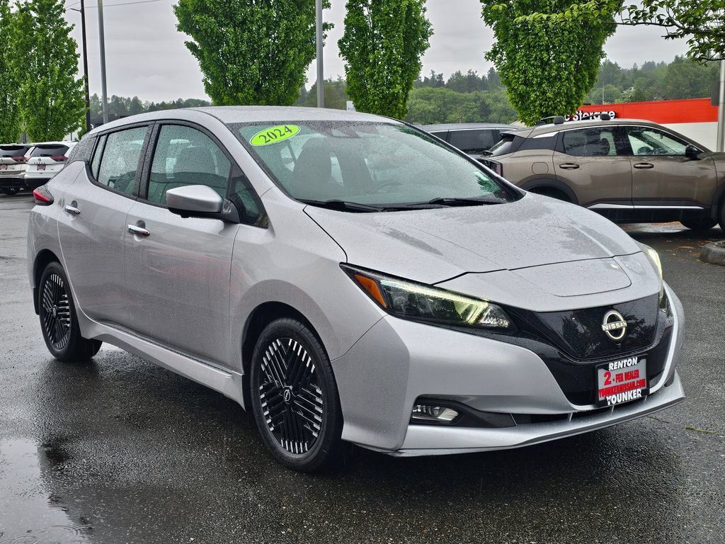 Used 2024 Nissan Leaf SV Plus FWD image 3
