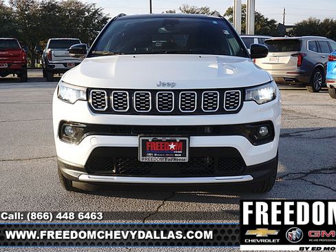 Used 2025 Jeep Compass Limited image 2