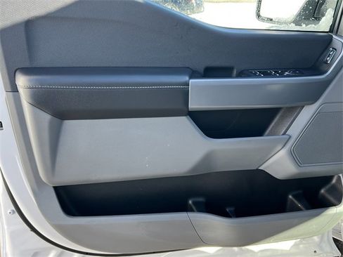 Used 2023 Ford F150 XLT w/ Trailer Tow Package image 16