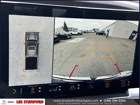 Used 2025 GMC Sierra 1500 Elevation w/ Elevation Premium Package AWD/4WD image 28