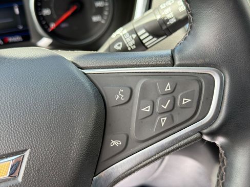 Used 2023 Chevrolet Equinox LT FWD image 29
