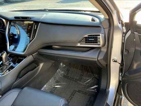 Used 2024 Subaru Outback Limited image 18