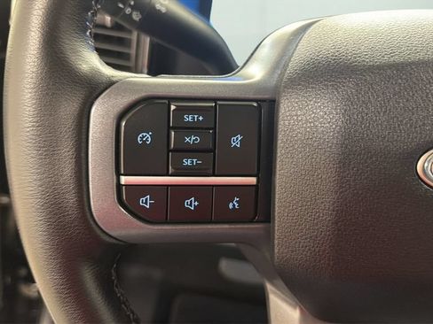 Used 2025 Ford F250 Lariat AWD/4WD image 18
