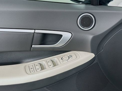 New 2026 Hyundai Sonata SEL FWD image 18