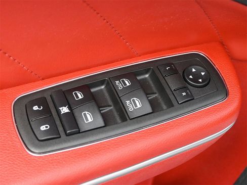 Used 2022 Dodge Charger Scat Pack w/ Plus Group image 4