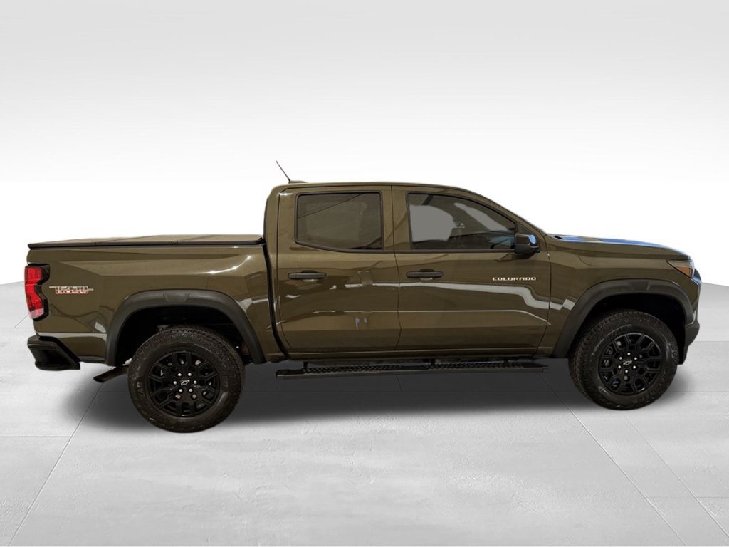 Used 2024 Chevrolet Colorado Trail Boss AWD/4WD image 6