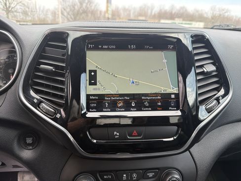 Used 2019 Jeep Cherokee High Altitude AWD/4WD image 27