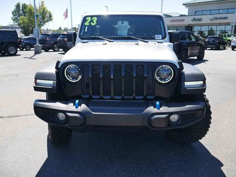 Used 2023 Jeep Wrangler Unlimited w/ Cold Weather Group AWD/4WD image 3