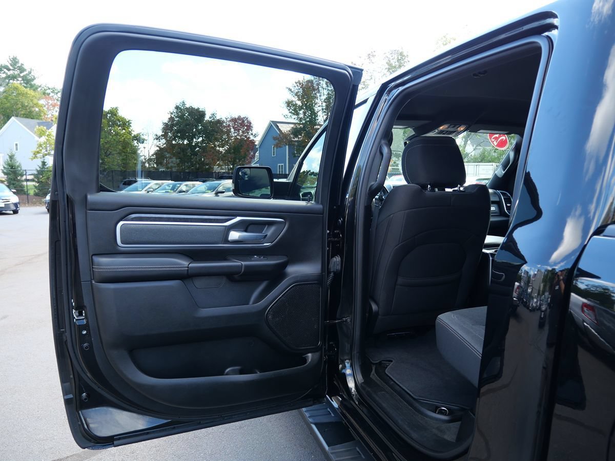 Used 2023 RAM 1500 Big Horn AWD/4WD image 29