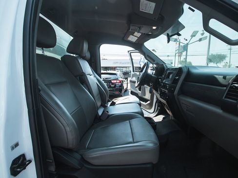 Used 2017 Ford F350 XL w/ Power Equipment Group RWD image 16