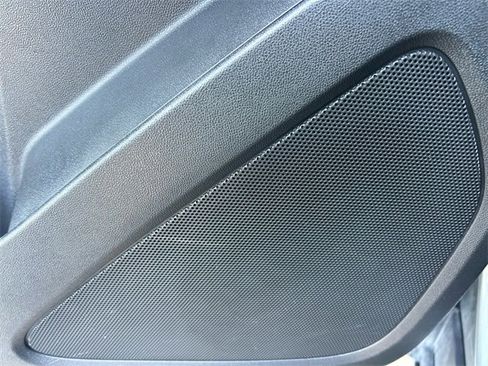 Used 2023 Chevrolet Equinox LT image 26