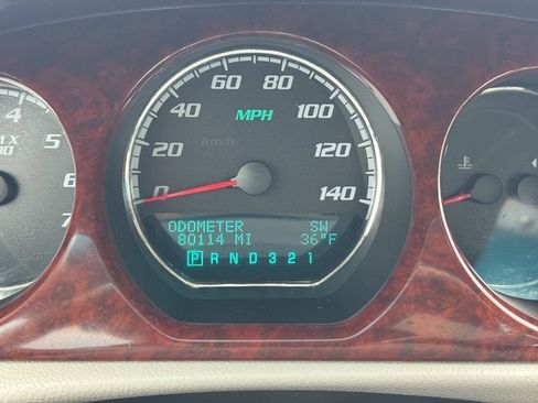 Used 2009 Buick Lucerne CXL image 17