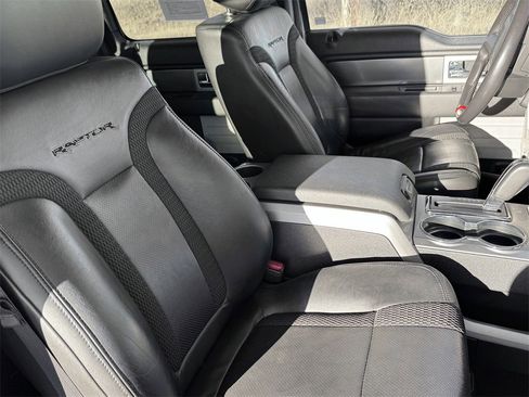 Used 2014 Ford F150 Raptor w/ Equipment Group 801A Luxury image 28