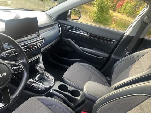 Used 2022 Kia Seltos S image 19