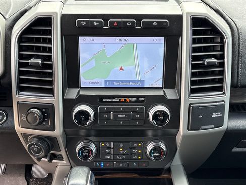 Used 2020 Ford F150 Lariat w/ Equipment Group 502A Luxury AWD/4WD image 23