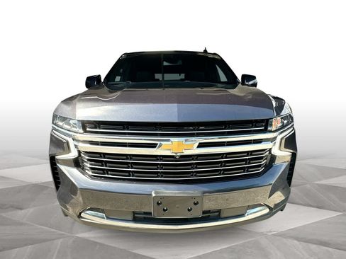 Used 2023 Chevrolet Tahoe LT w/ Luxury Package AWD/4WD image 3