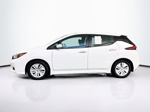 Used 2025 Nissan Leaf S image 4