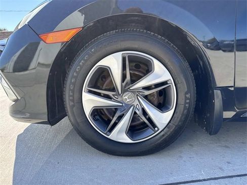 Used 2019 Honda Civic LX image 4
