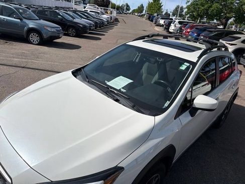 Used 2020 Subaru Crosstrek 2.0i Premium w/ Moonroof Package 2 AWD/4WD image 9