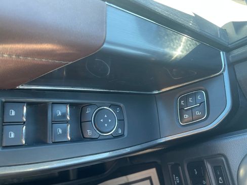 Used 2023 Ford F150 Lariat w/ Equipment Group 502A High image 17