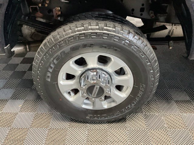 Used 2023 Ford F350 XLT w/ FX4 Off-Road Package AWD/4WD image 27