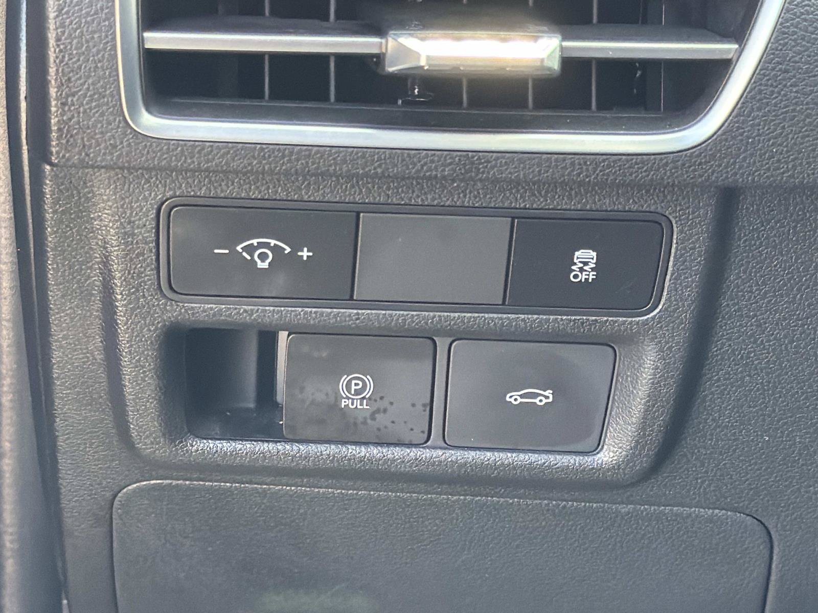 Used 2024 Hyundai Sonata SEL FWD image 17