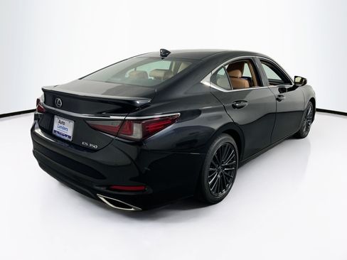 Used 2025 Lexus ES 350 w/ Premium Package FWD image 5