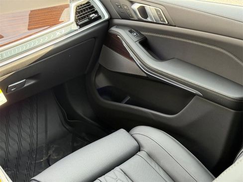 New 2026 BMW X7 xDrive40i w/ Executive Package image 11