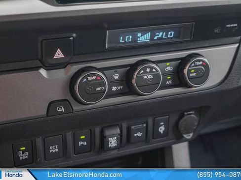 Used 2021 Toyota Tacoma TRD Off-Road w/ Technology Package RWD image 24