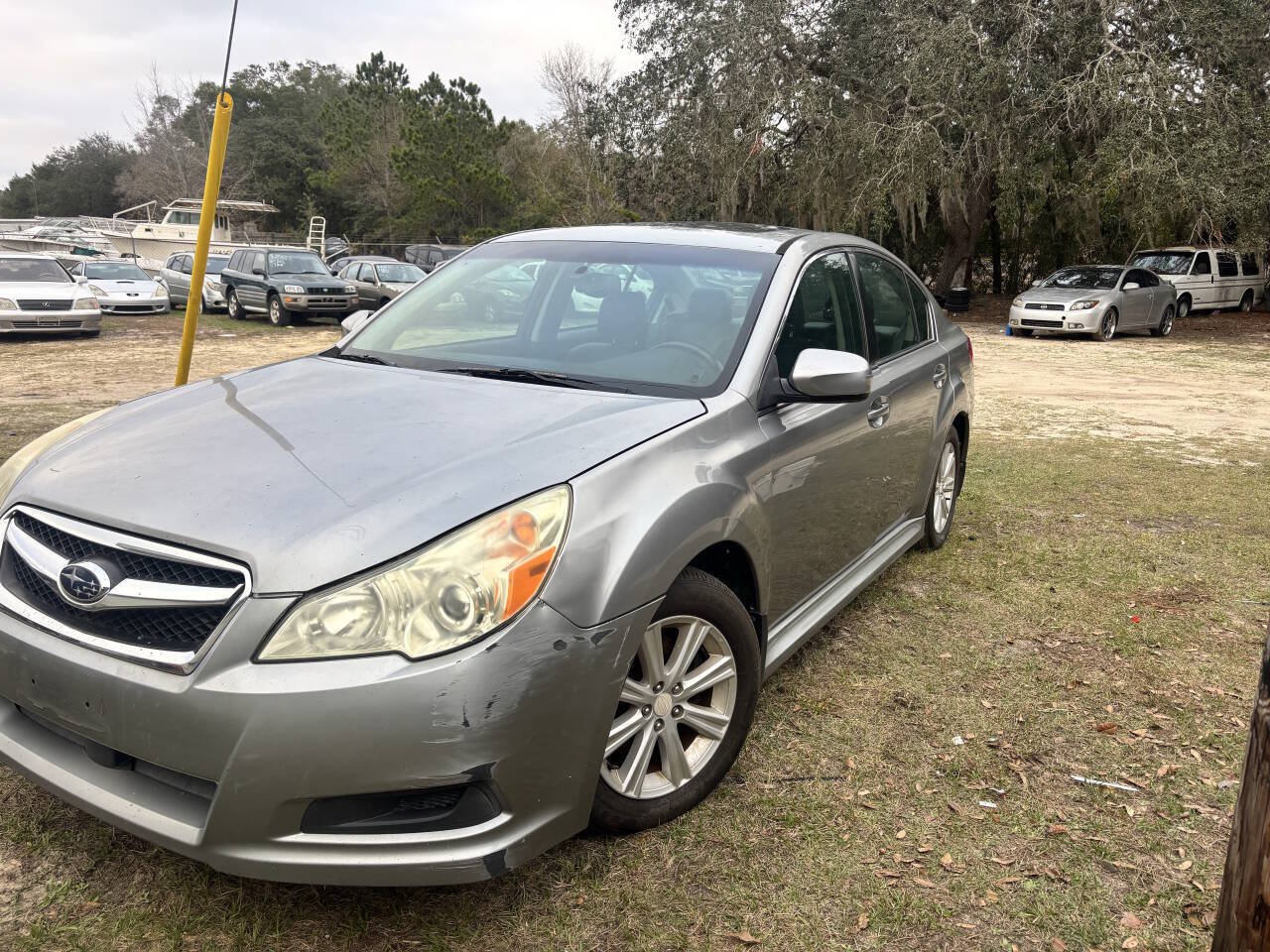 Used 2011 Subaru Legacy 2.5i Limited AWD/4WD image 2