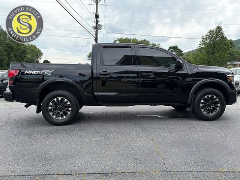 Used 2021 Nissan Titan PRO-4X AWD/4WD image 7