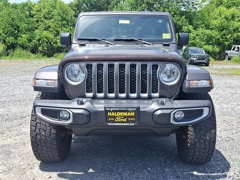 Used 2021 Jeep Gladiator Overland w/ Dual Top Group AWD/4WD image 2