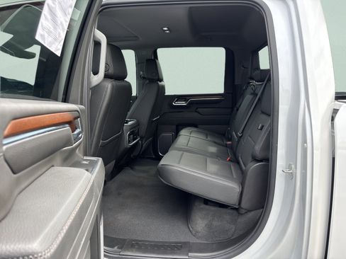 Used 2024 GMC Sierra 2500 Denali w/ Denali Reserve Package AWD/4WD image 16