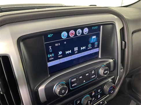 Used 2018 GMC Sierra 2500 SLE w/ SLE Preferred Package image 7