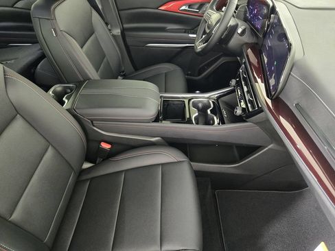 New 2026 Chevrolet Traverse Z71 w/ Driver Confidence Package AWD/4WD image 15