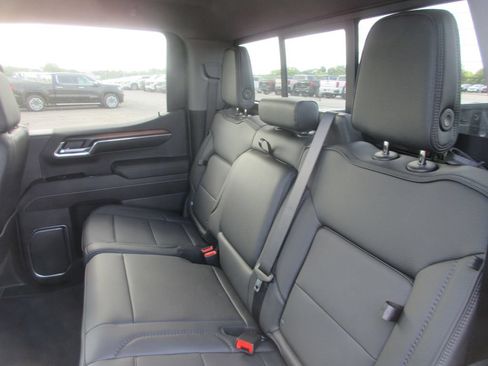 New 2026 GMC Sierra 1500 Denali w/ Denali Reserve Package AWD/4WD image 13