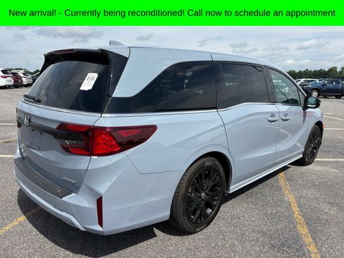 Used 2025 Honda Odyssey Sport-L image 3