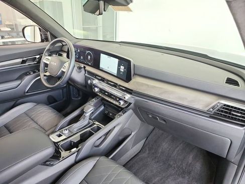 Certified 2024 Kia Telluride SX Prestige X-Line AWD/4WD image 25