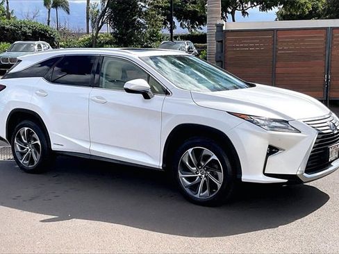 Used 2019 Lexus RX 450hL Luxury image 2