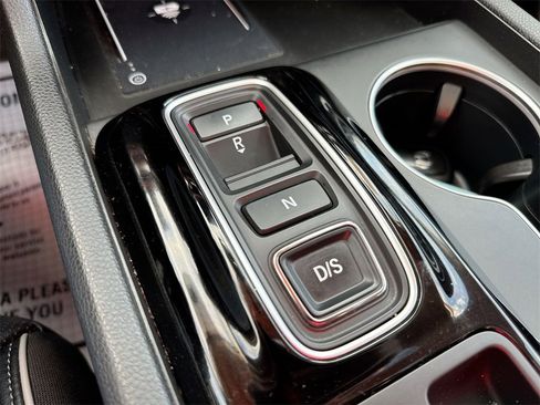 Used 2023 Honda Pilot Elite image 17