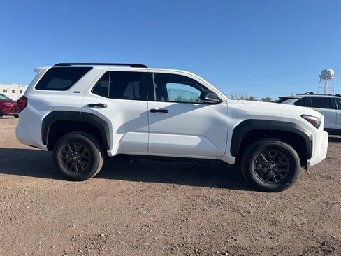 Used 2026 Toyota 4Runner SR5 AWD/4WD image 6