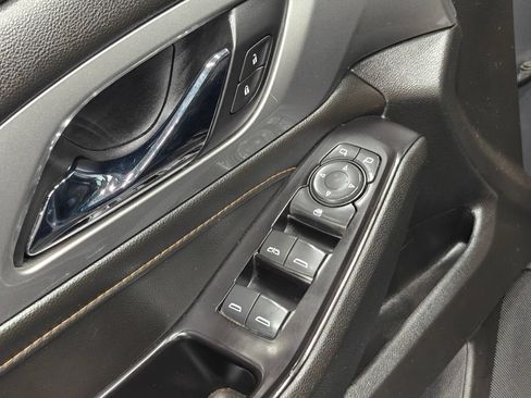 Used 2018 Chevrolet Traverse LT FWD image 51